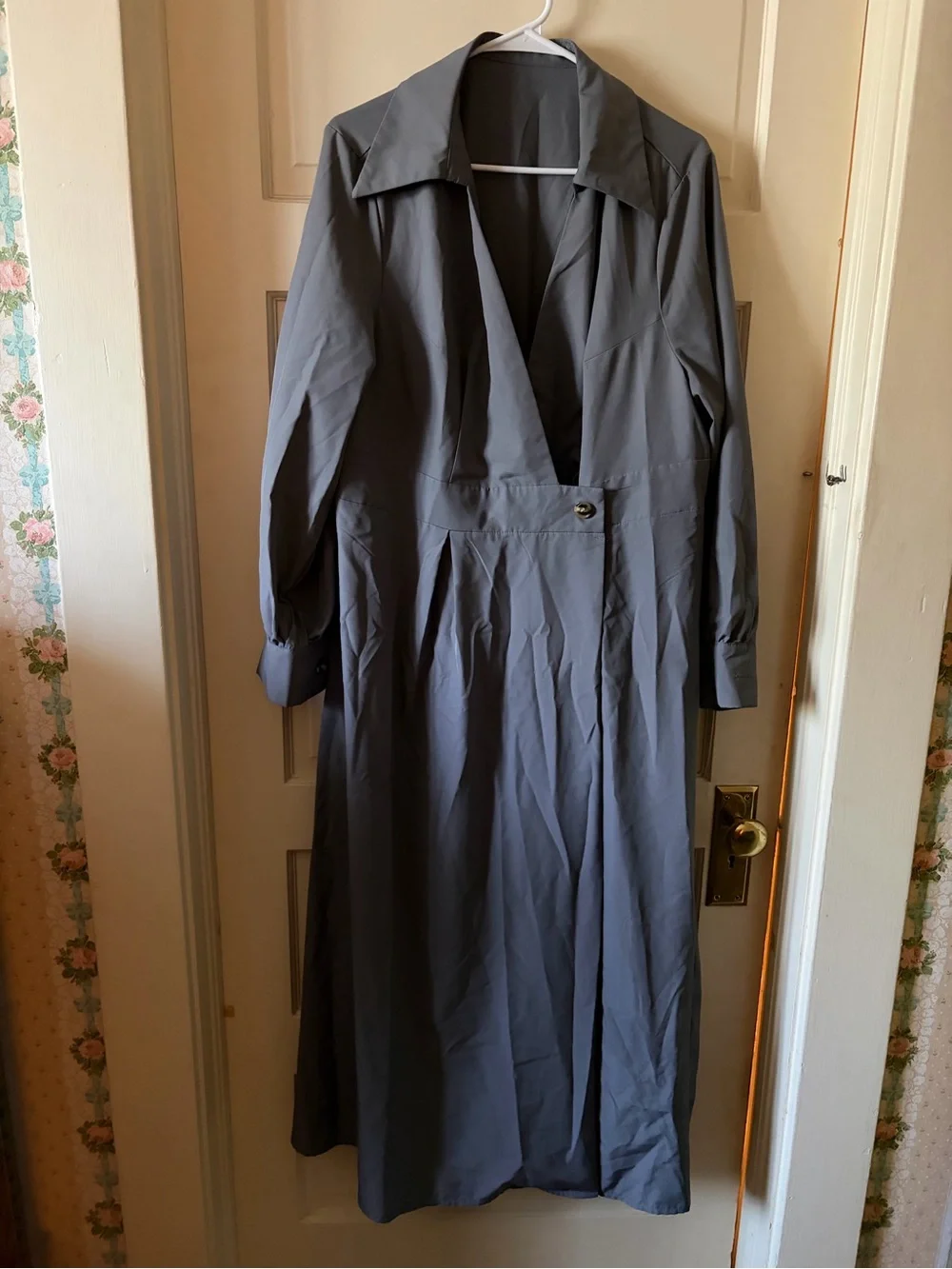 SHEIN Gray Long Sleeve Midi Shirt Dress - Picture 1 of 2